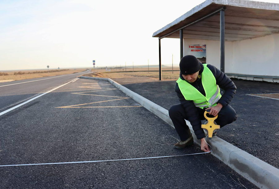 В Республике Калмыкия отремонтировали около 100 км автодорог